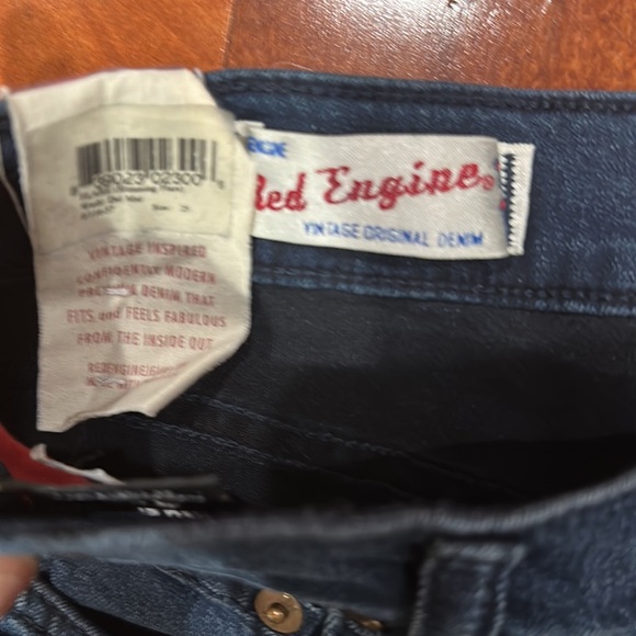 Red Engine jeans - Picture 4 of 8
